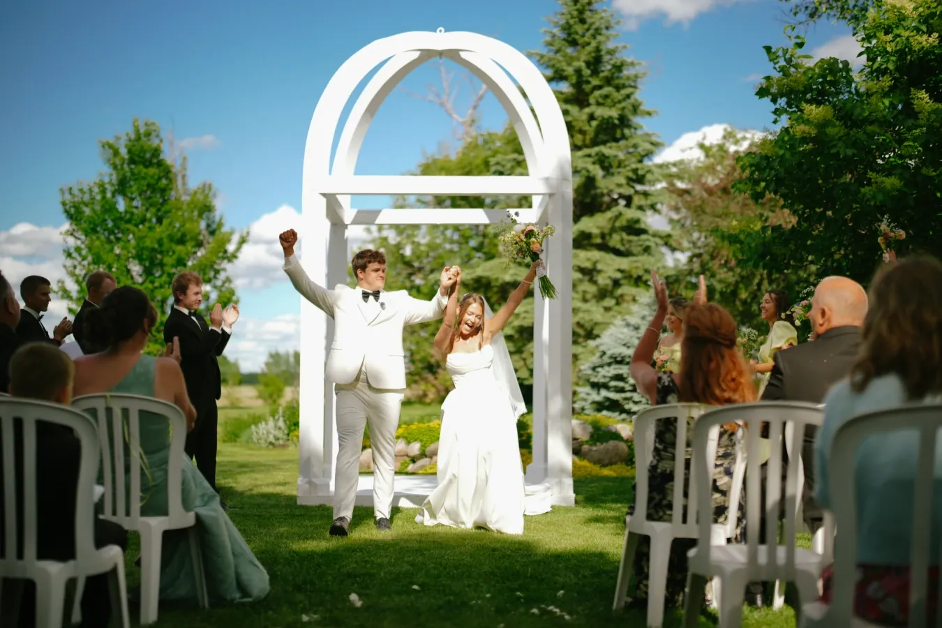 Amy & Teddy wedding at Family farm