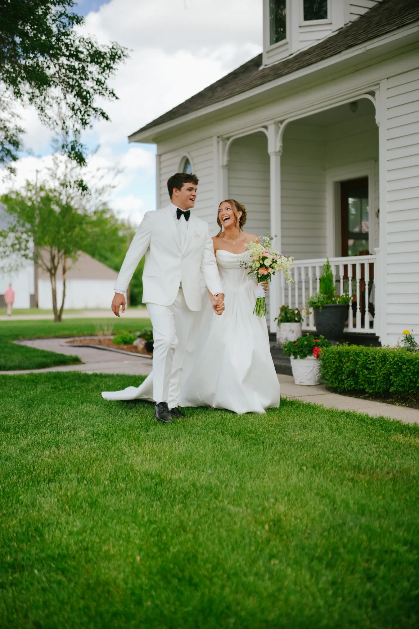 Amy & Teddy wedding at Family farm